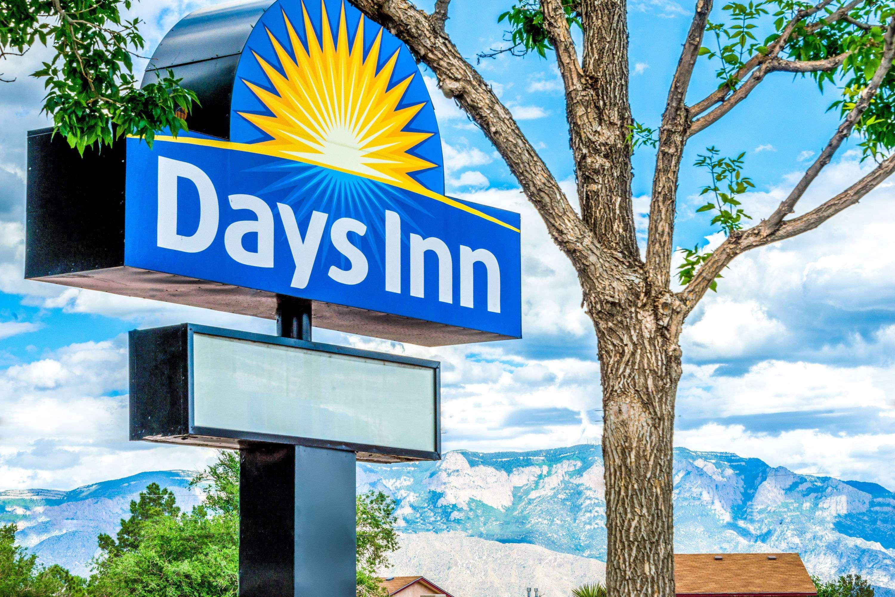 Days Inn By Wyndham Rio Rancho Esterno foto